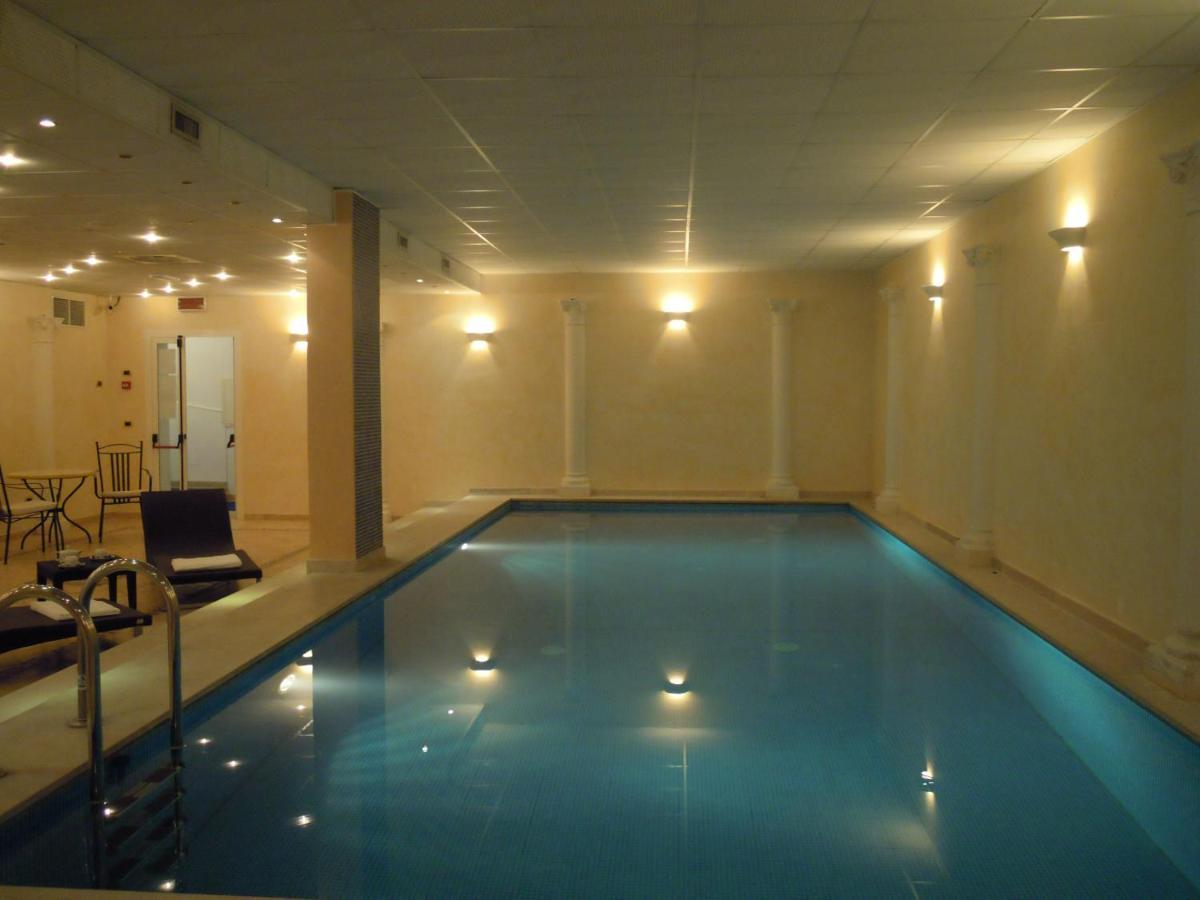 Hotel Villa Medici Рокка-Сан-Джованні Екстер'єр фото