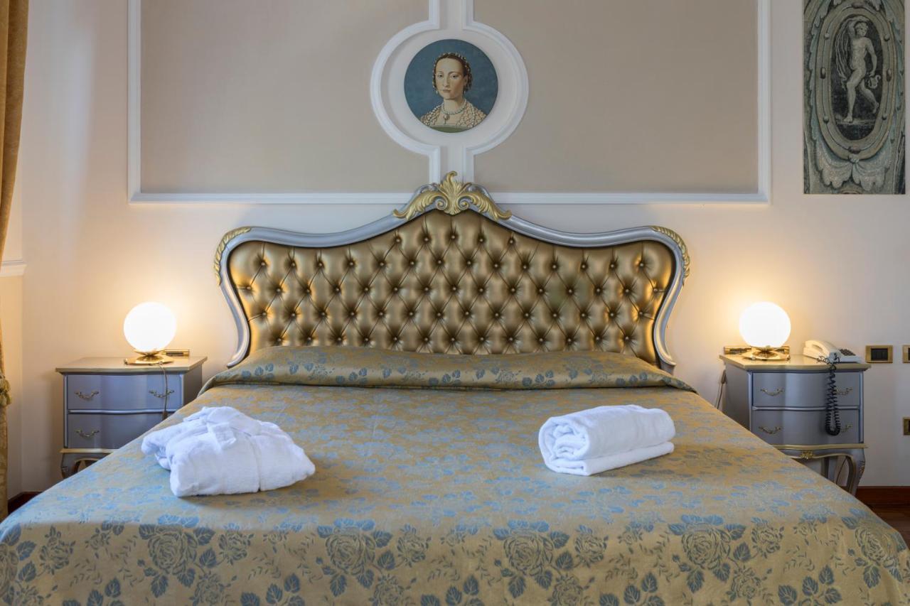 Hotel Villa Medici Рокка-Сан-Джованні Екстер'єр фото
