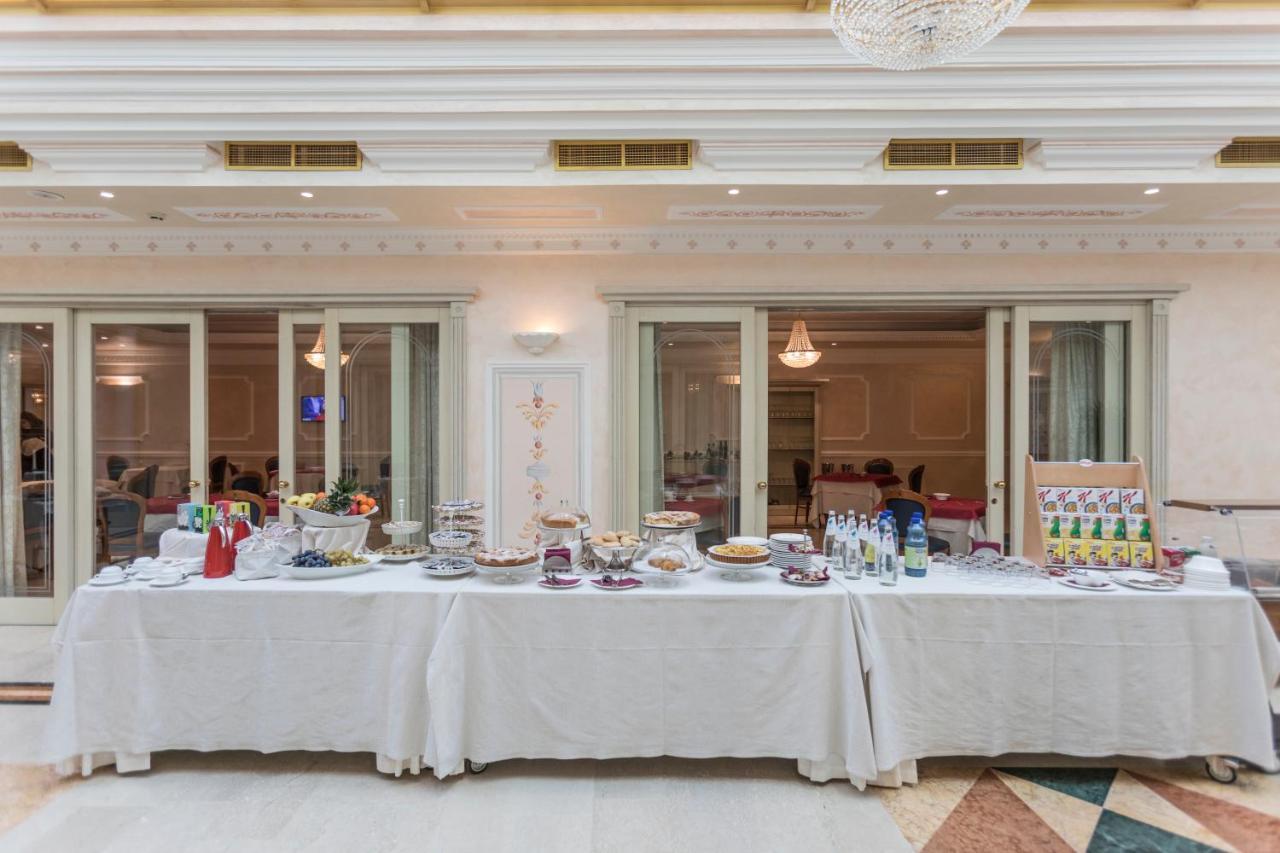 Hotel Villa Medici Рокка-Сан-Джованні Екстер'єр фото